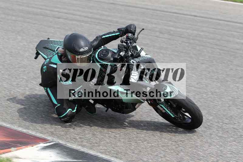 /41 06.08.2025 FREERIDE Training ADR/Gruppe M/20